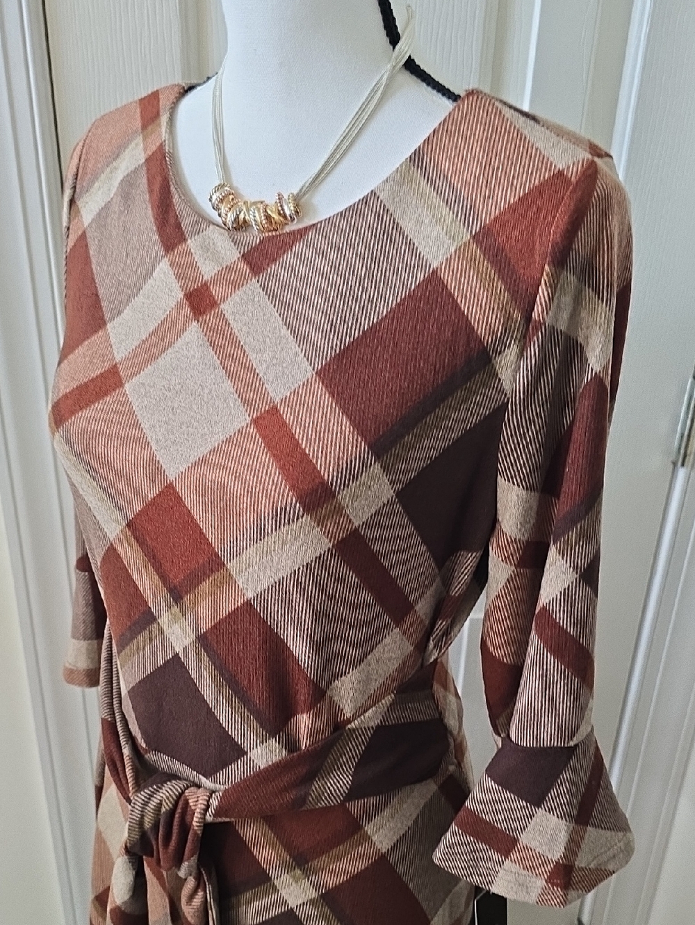 R&K BRAND WOMEN'S BROWN PLAID LONG SLEEVES DRESS SIZE 6